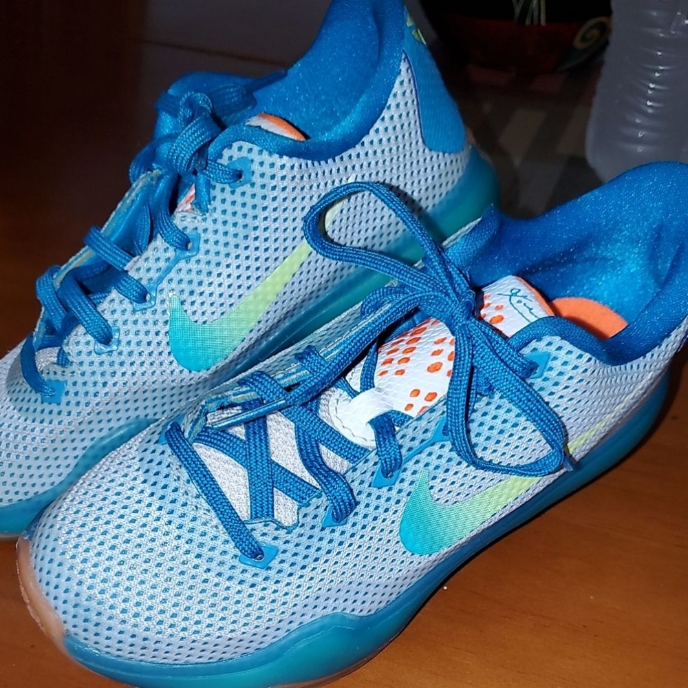 Kobe 10' high dive
